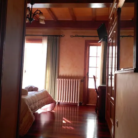 Pico Sacro Ii Hotel